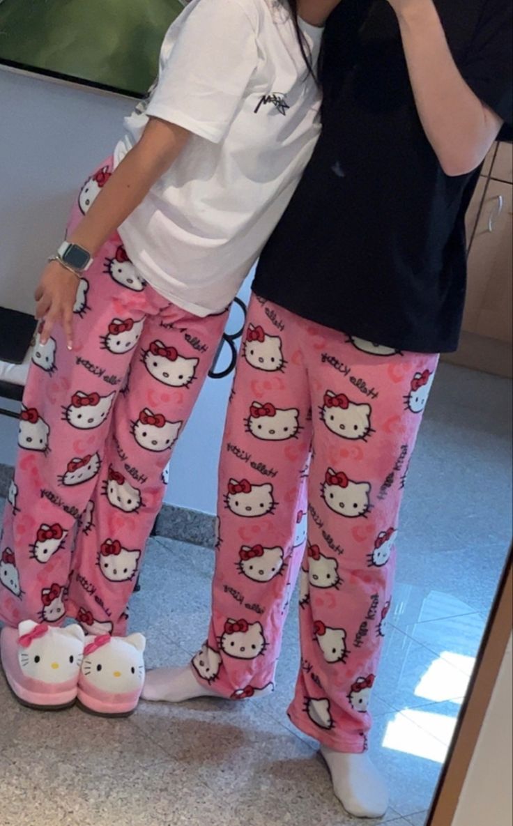 Hello kitty best sale fleece pajama pants